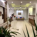 Emerald Vista Luxury Suites