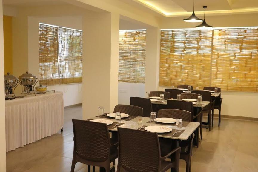 Hotel Emerald Vista Luxury